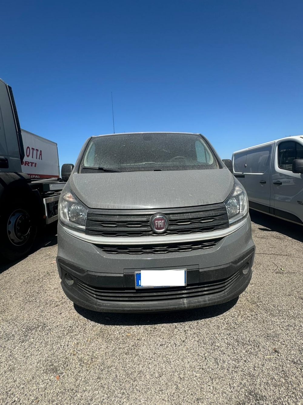  - Autosalone Catalano