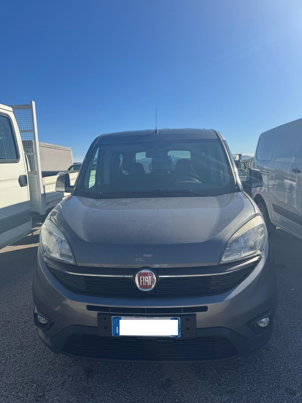  - Autosalone Catalano